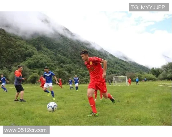 塔什干火车与瓦赫达的激烈对决揭示了乌兹别克足球的未来潜力与挑战 塔什干火车与瓦赫达的激烈对决揭示了乌兹别克足球的未来潜力与挑战