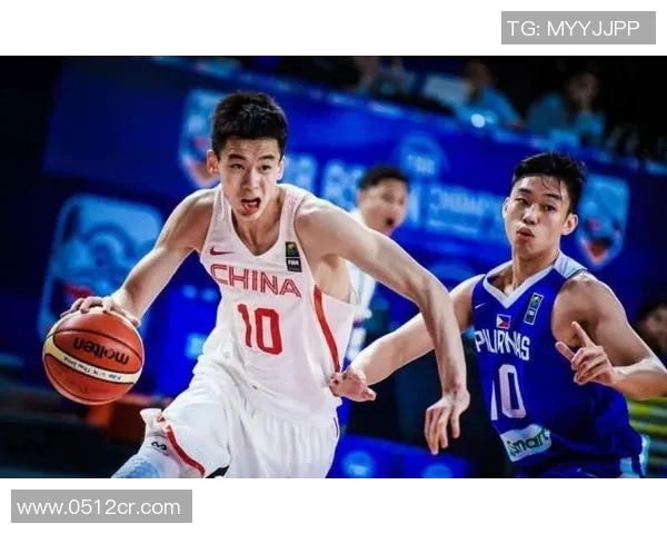 范子铭的成长之路与篮球梦想的追逐历程揭秘