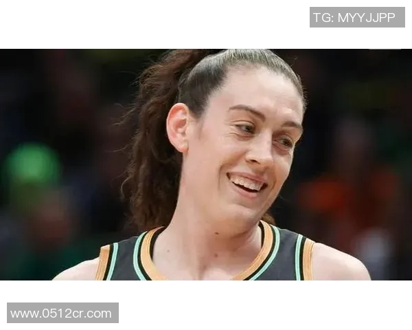 美国女篮自由队与水星队激战正酣谁能在季后赛中笑到最后