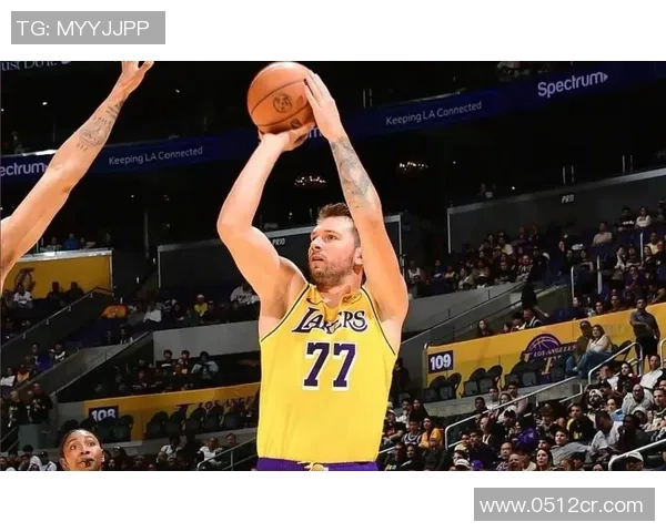 湖人对阵国王季前赛精彩回顾视频全程播放与分析 湖人对阵国王季前赛精彩回顾视频全程播放与分析